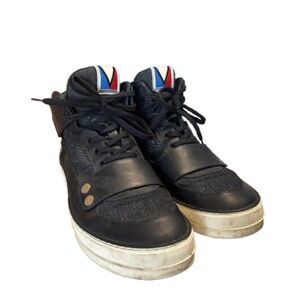 Men’s Louis Vuitton High Top Sneakers Sz 9.5